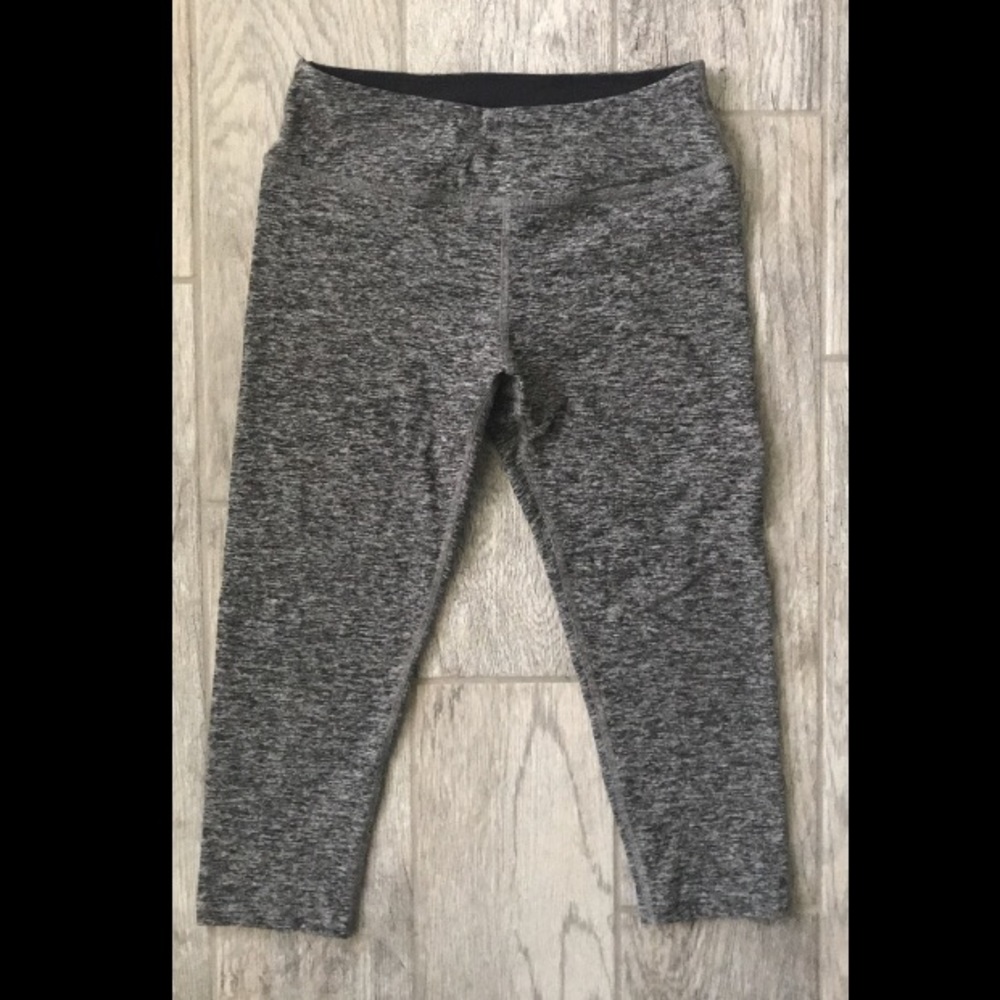 Beyond Yoga capris